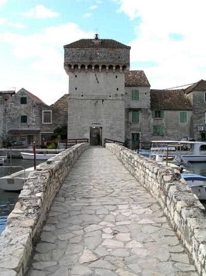 Apartment Paula Kastela Luaran gambar