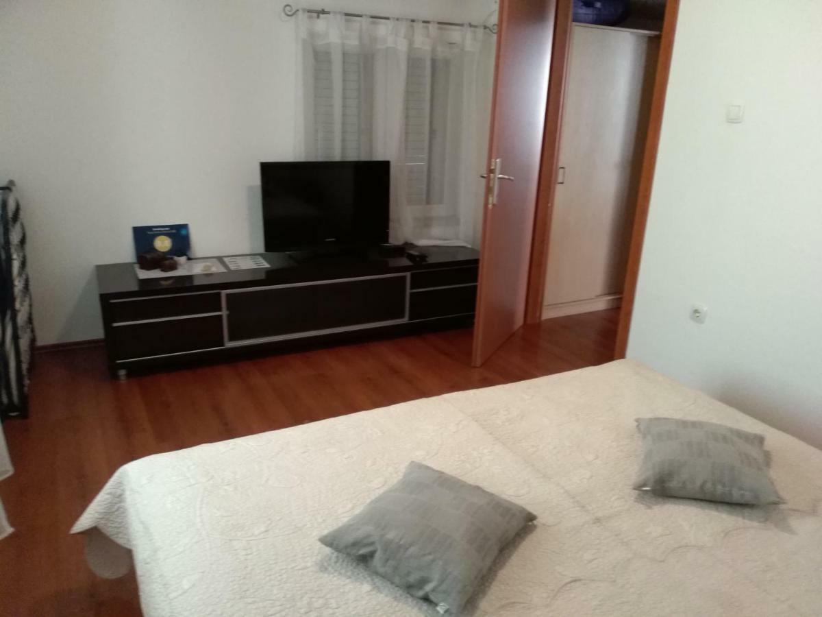 Apartment Paula Kastela Luaran gambar